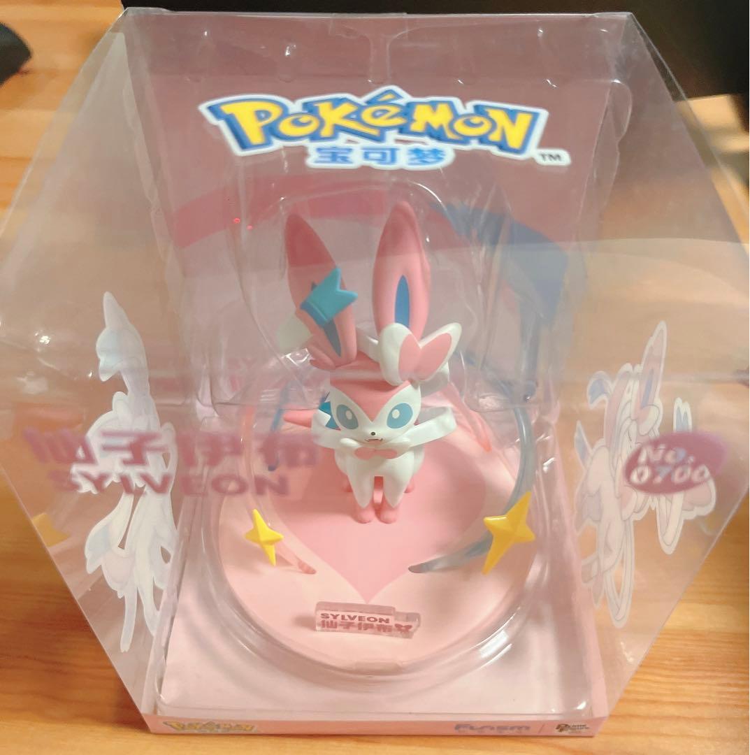 新品未開封 ポケモン公式 Funism 海外限定 ニンフィア フィギュア 正規