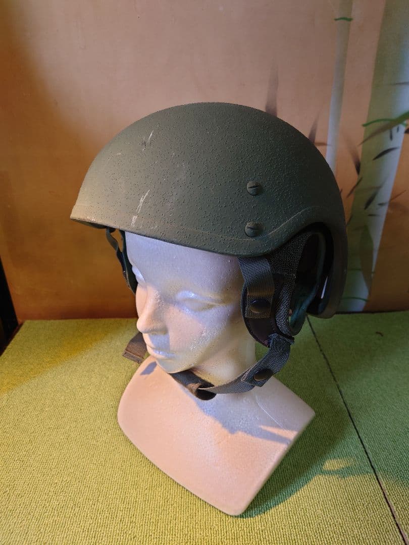 実物　米軍放出品　CVCタンカース　DH-132Bハイカット防弾ヘルメット