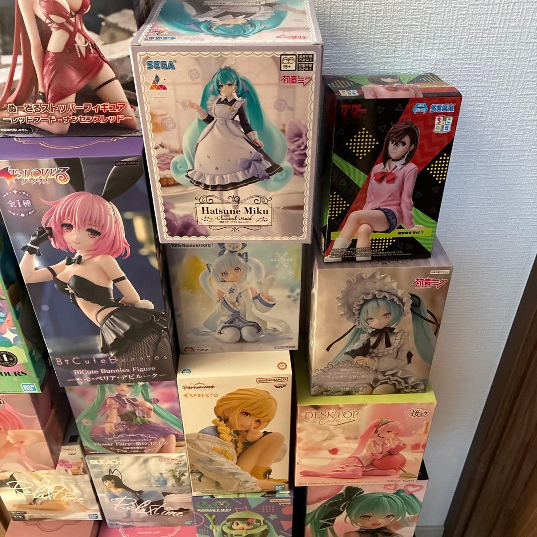OneMall provides Mercari products: 初音ミクフィギュア まとめ売り