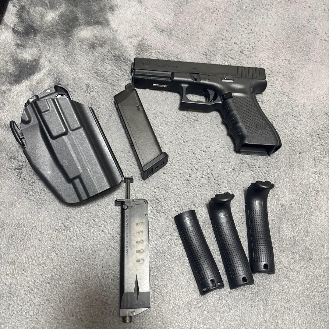 東京マルイGlock 17gen4 ガスガン ホルスターとローダー付き