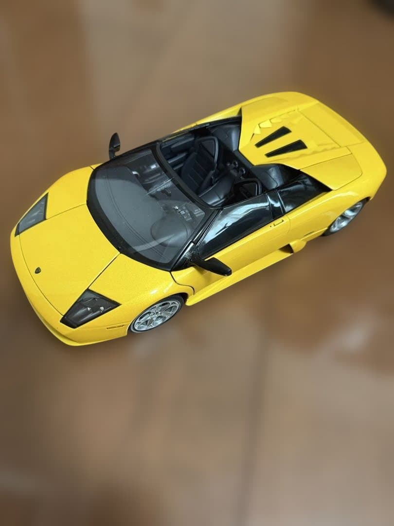 AUTOart ランボルギーニ ムルシエラゴLP-640ロードスター1/18
