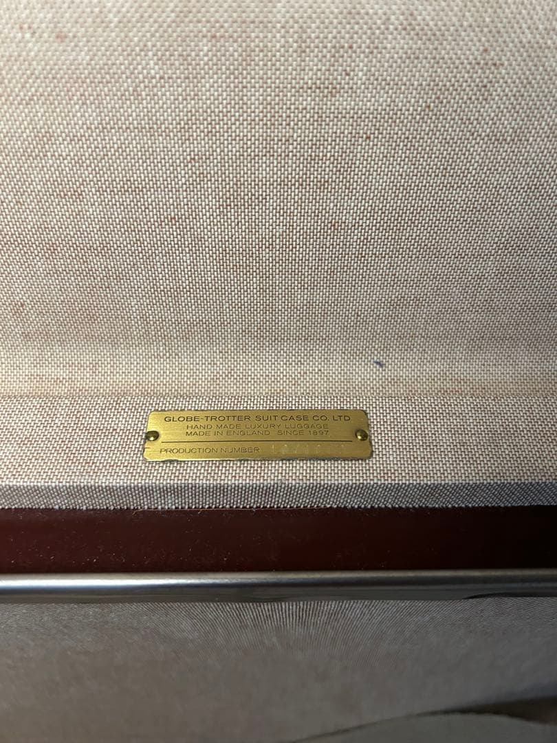 旅行かばん・小分けバッグ GlobeTrotter \"Safari\" ExtraDeep 33inch