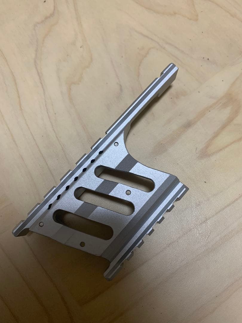 東京マルイ D.E デザートイーグル 50AE用マウントベース シルバー