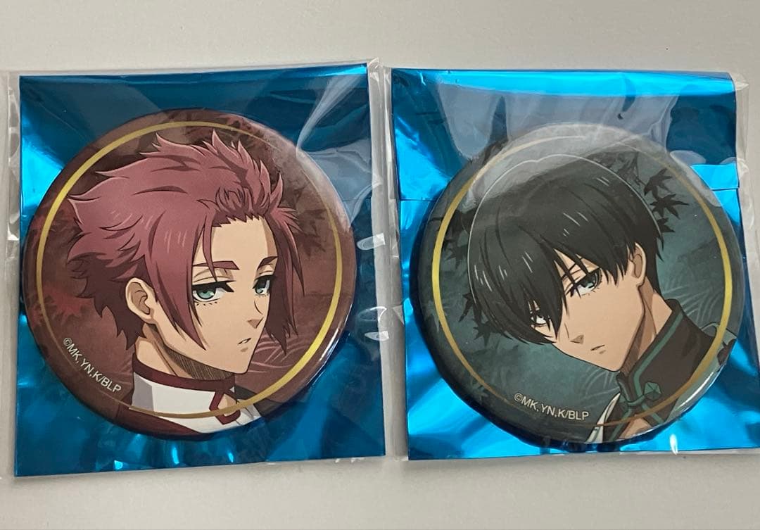 ブルーロック スマイルベースカフェ 缶バッジ 糸師冴 糸師凛 - メルカリ