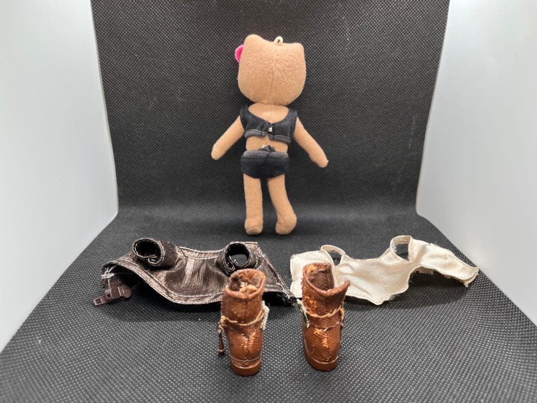 ハローキティ ドレスアップコレクション 日焼け ガングロ ギャル