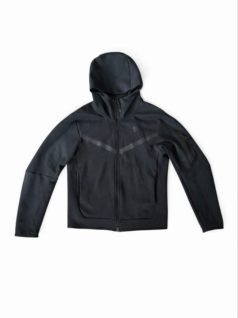 NIKE テックフリース　ブラック パーカー Sサイズ 旧型 swag