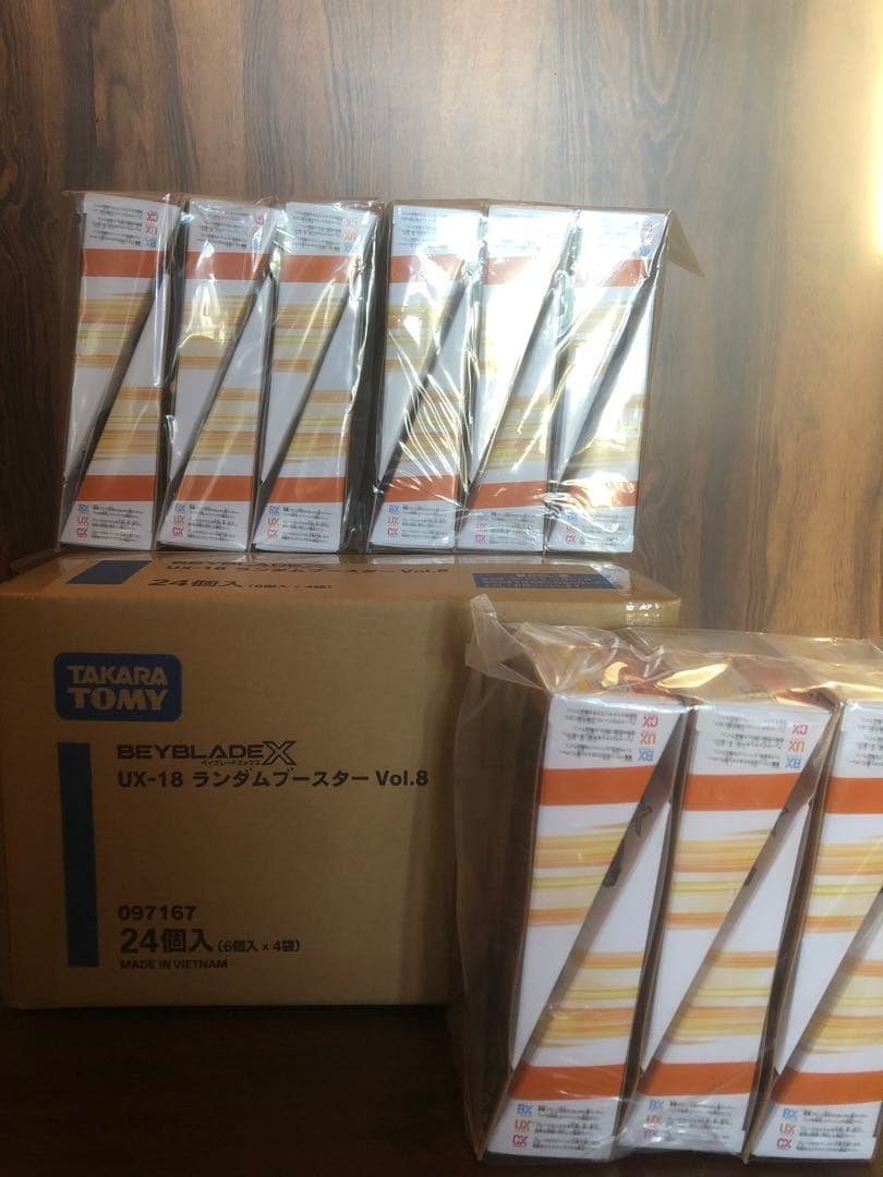 UX-18 ランダムブースター Vol.8 ×42個 楽天市場】BEYBLADE X UX-18 ランダムブースターVol.8 : おもちゃの三洋堂