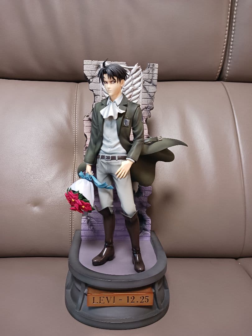 進撃の巨人　リヴァイ　birthday 1／7スケールフィギュア
