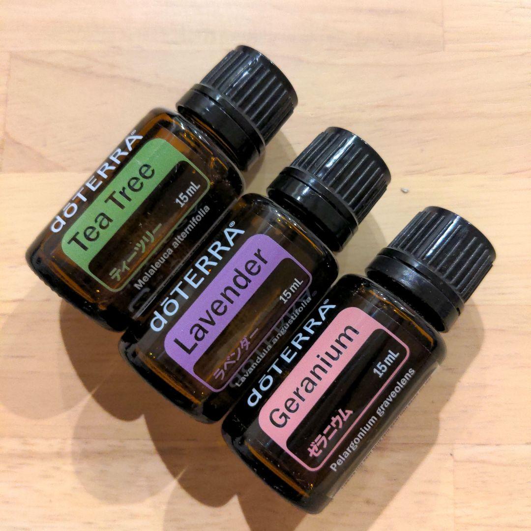 ドテラ　doTERRA　ティーツリー&ラベンダー&ゼラニウム15ml　新品未開封 doTERRA（ドテラ） ティーツリー 15ml (ティートリー/メラルーカー