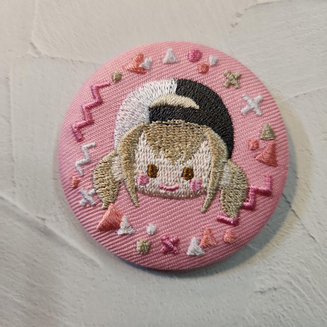 プロセカ 小豆沢こはね 刺繍缶バッジ - メルカリ