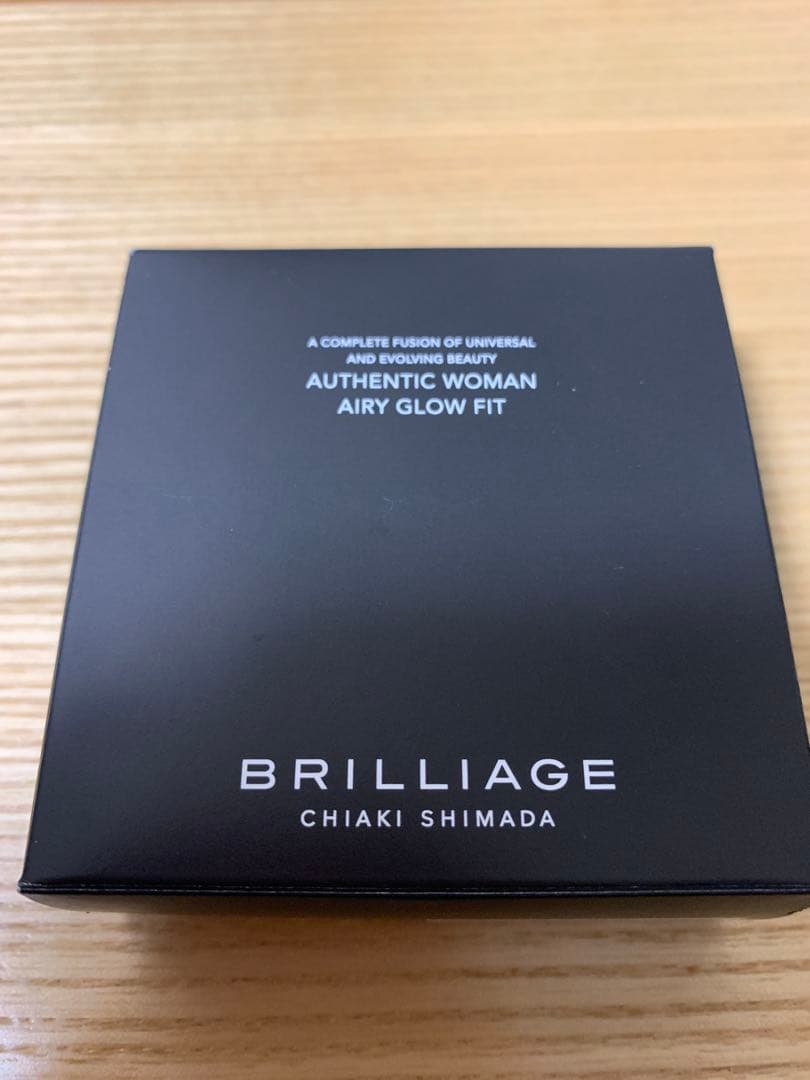 BRILLIAGE AIRY GLOW FIT パウダリーファンデーション　40