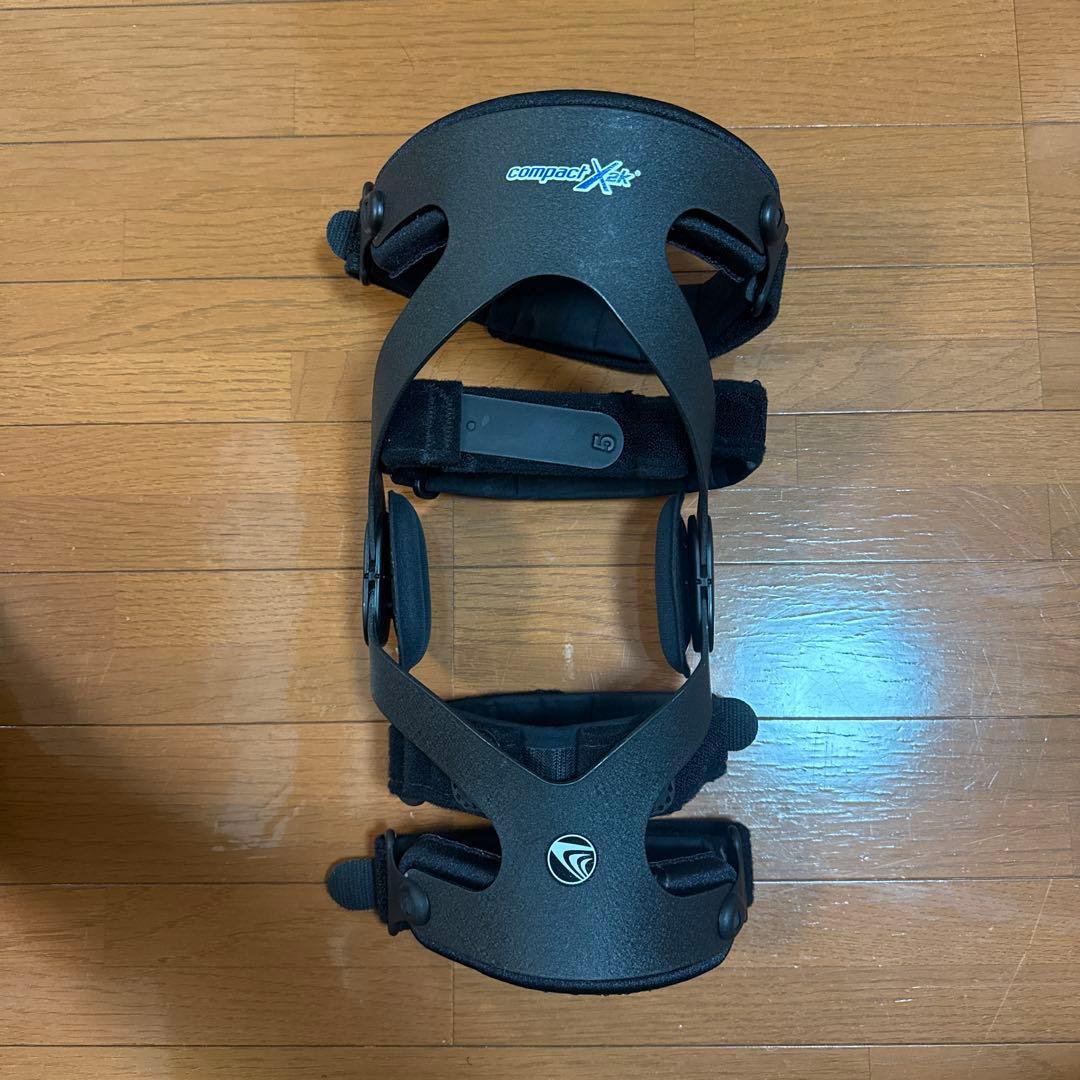 【1月13日まで割引】BREG campus X 膝用サポーター ブラック