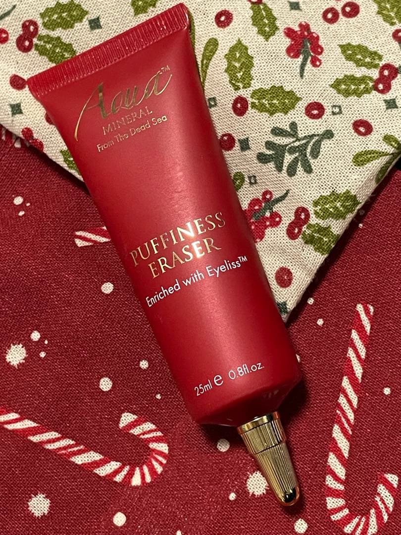 化粧品。。クマ伸ばし。。