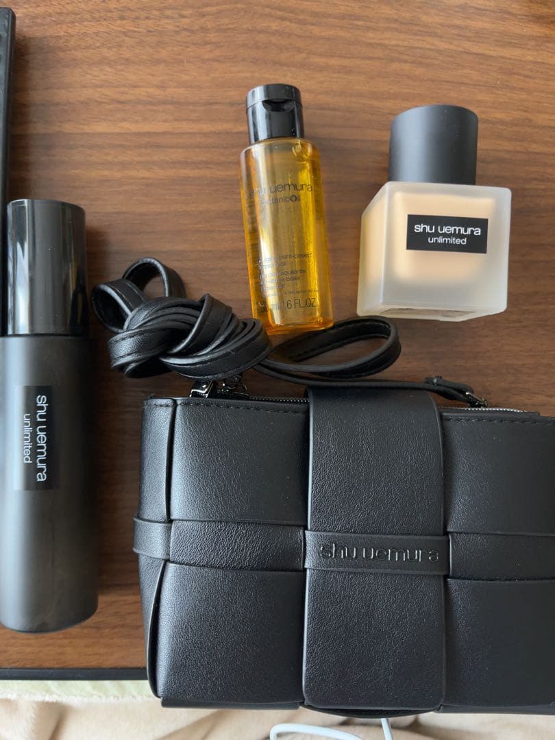 shu uemura リキッドファンデーション 564