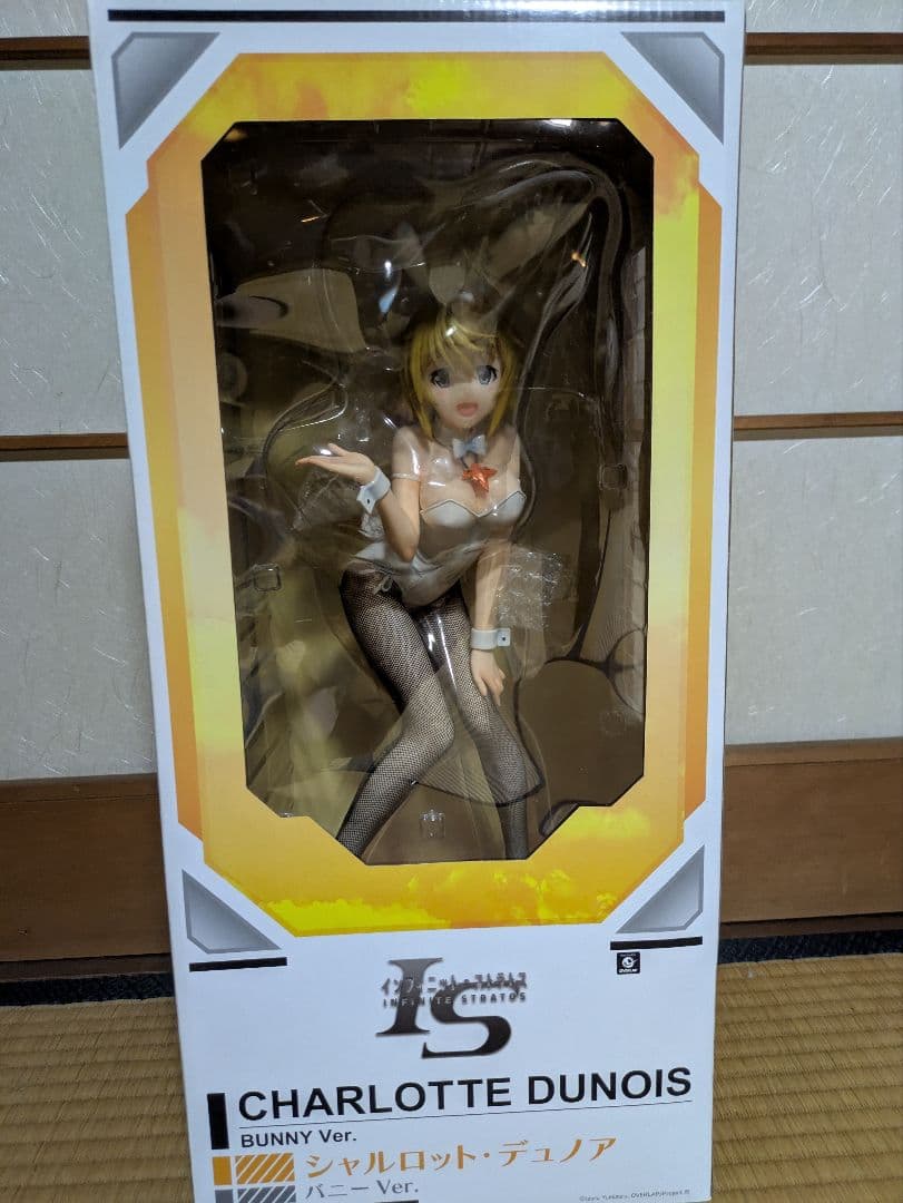 ひ*し様 【新品・未開封】シャルロット・デュノア バニーVer.