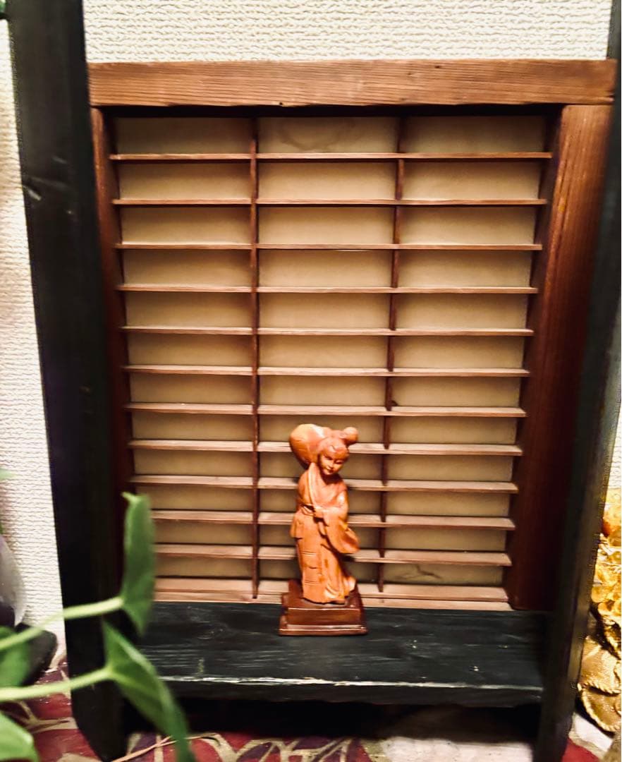 和風 木製 単品置き場付き障子高さ35センチ　＆　中国美人彫刻 10センチ