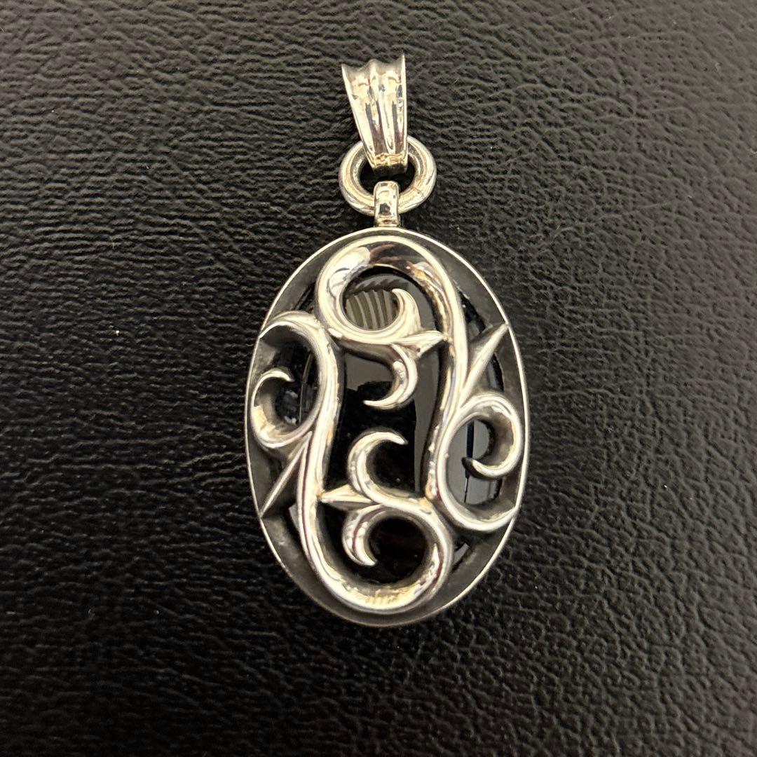 アクアシルバー　オニキス　ペンダントトップ