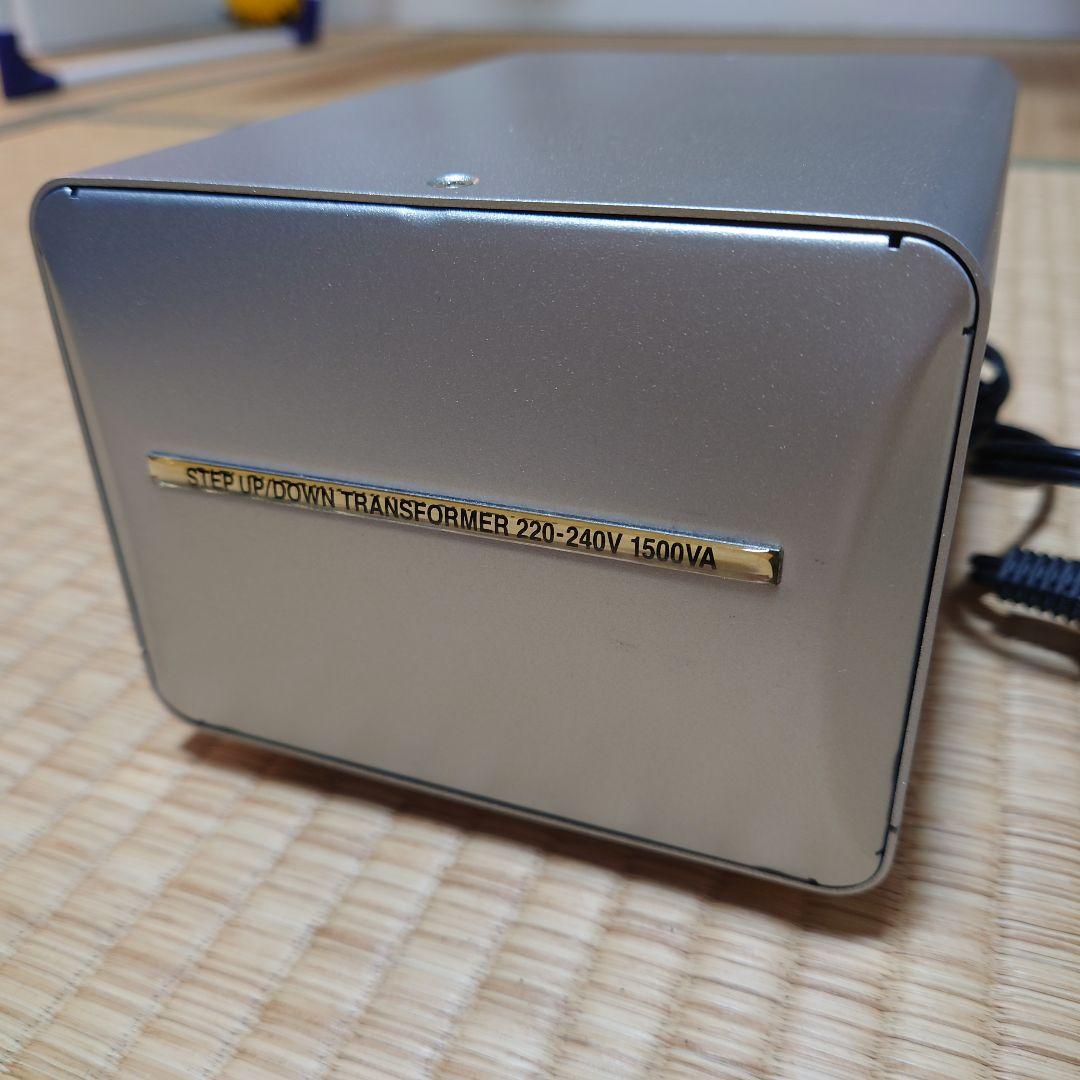 カシムラ TTS-20C 1500VA 変圧器 箱 説明書 美品