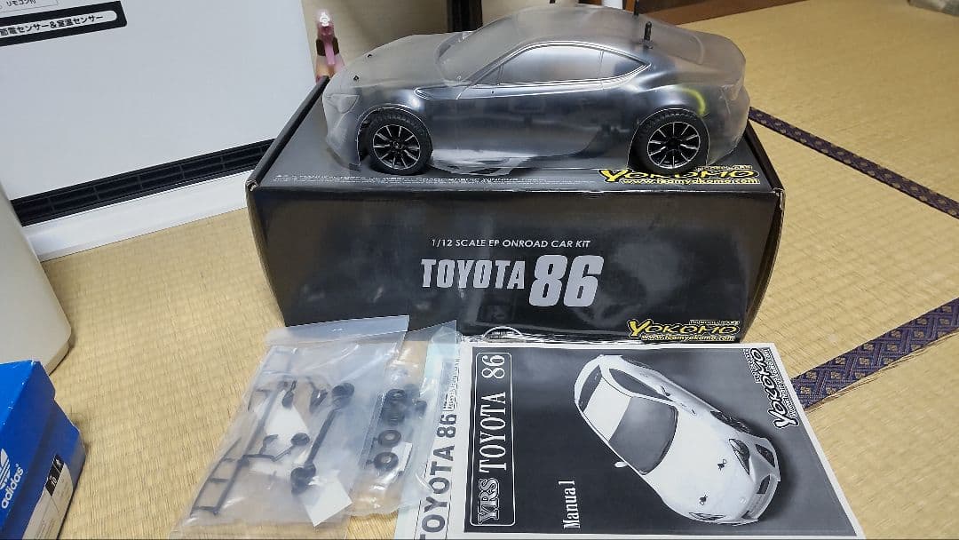 ヨコモ　1/12トヨタ86 GT-YRS86