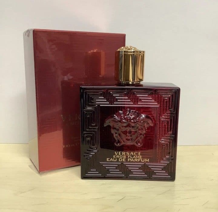 新品未使用ヴェルサーチ エロスフレイム　オードパルファム　100ml