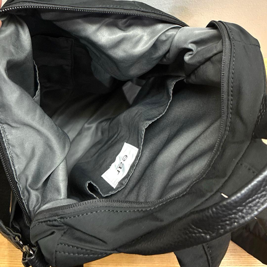 極美品 イアパピヨネ 柄ワイドテープリュック＆ショルダーバッグ