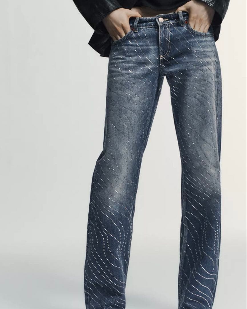 販売終了商品ZARA ローライズストラスワイドレッグデニムパンツ34サイズ