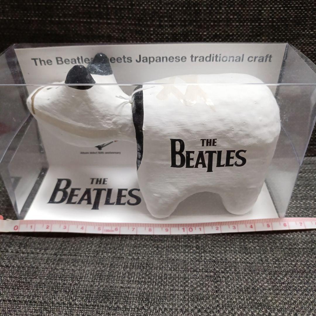 新品未開封/The Beatles☆60周年・日本伝統工芸品 赤ベコ・白15cm