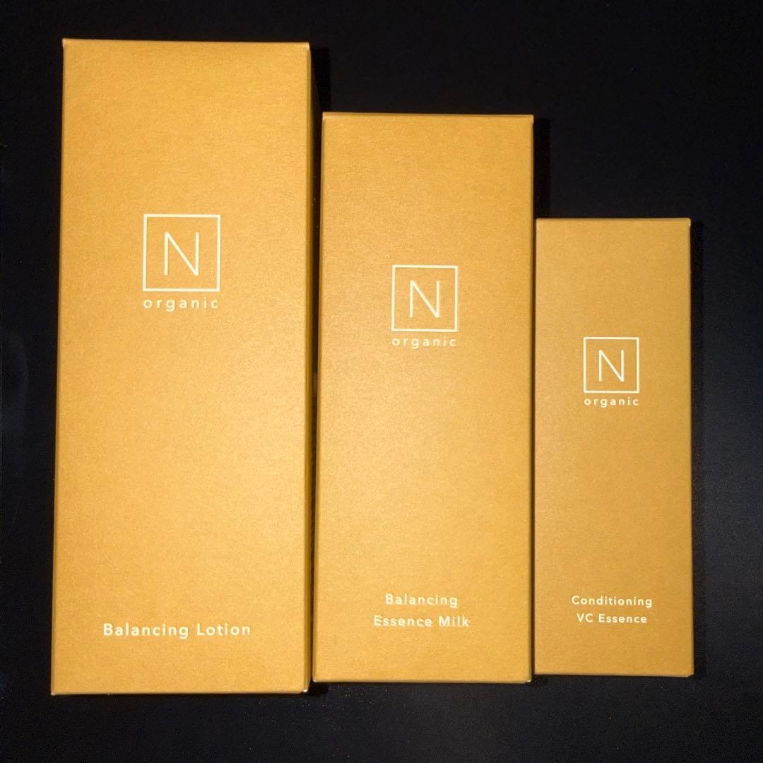 Nオーガニック バランシングローション、エッセンスミルク、VCエッセンス