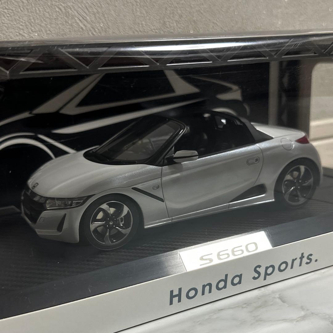 Honda S660α 1/18 HJ1803BW