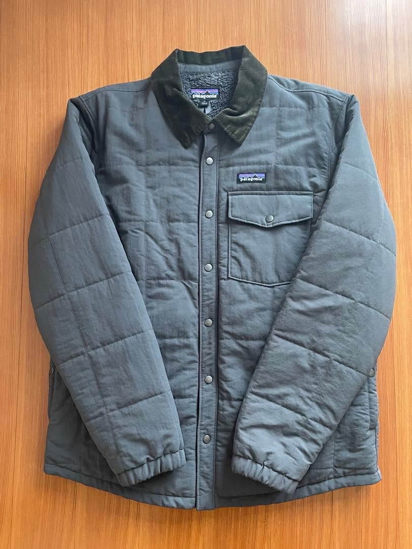 希少 美品　patagonia イスマス・キルテッド・シャツ・ジャケット M