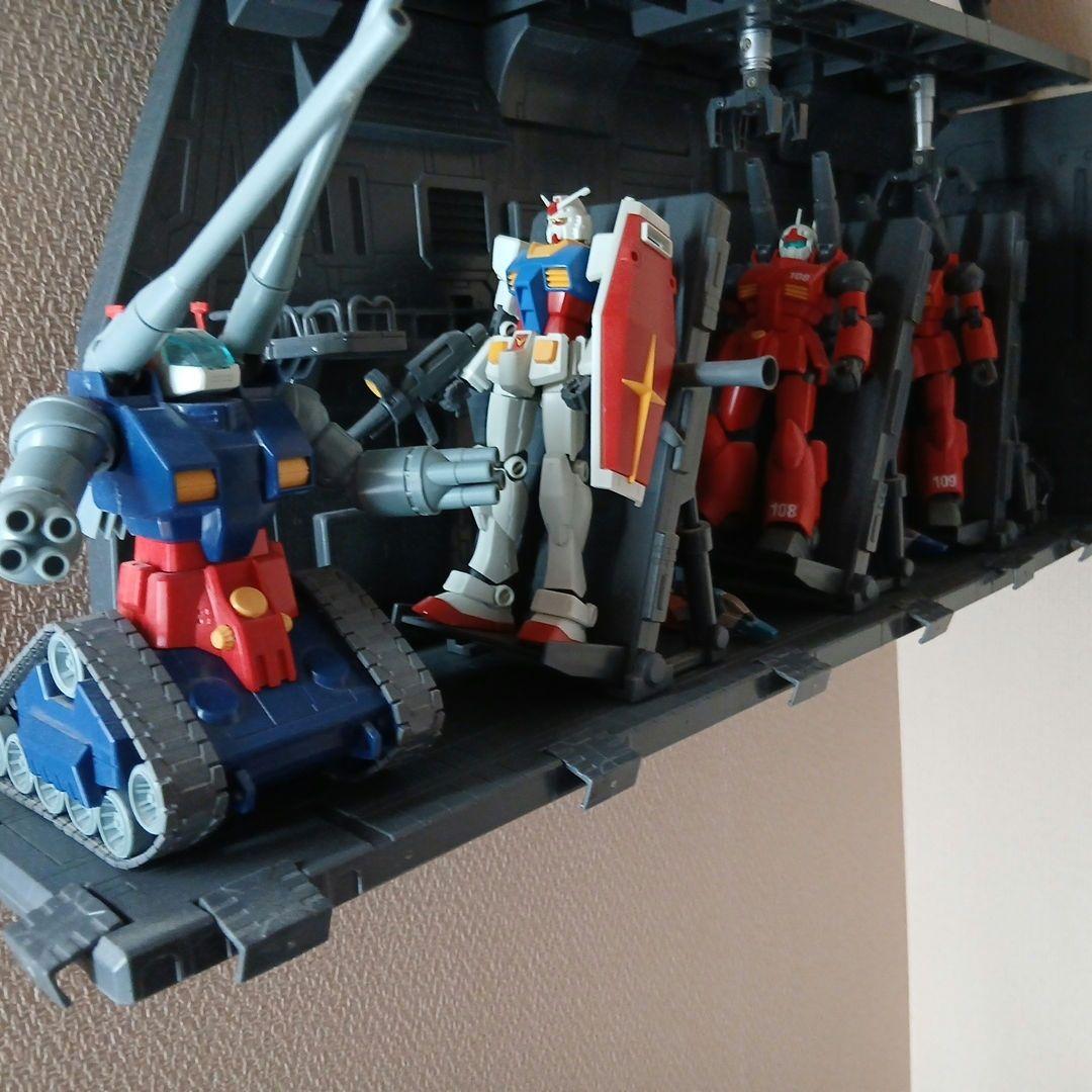 ガンプラ 4体セット ディスプレイ用スタンド付き　ガンダム