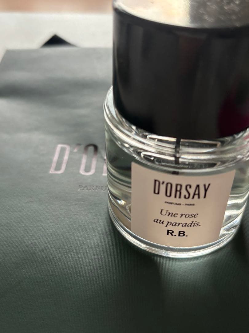 D'ORSAY Une rose au paradis 香水