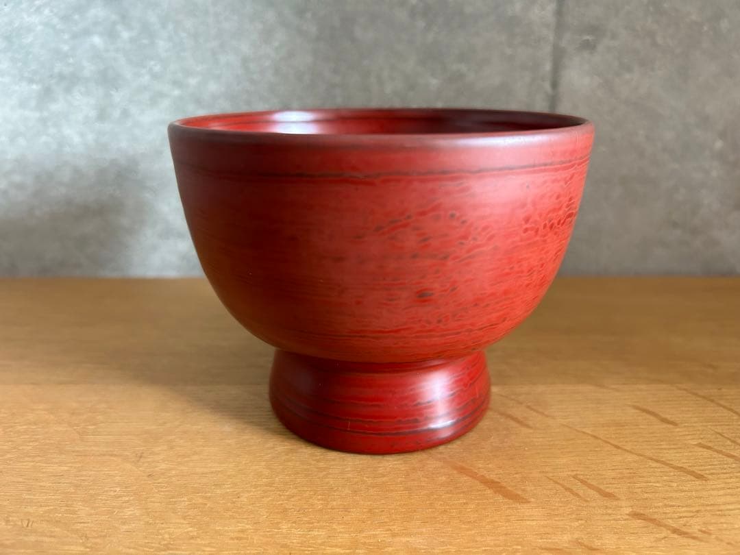 瀬戸　國勝　時代椀小六型　朱　美品 時代椀小六型 朱・黒溜 | 輪島の手仕事 瀬戸國勝 online shop