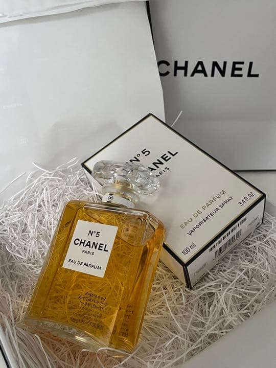 香水　CHANEL N°5 オードゥ パルファム 100ml
