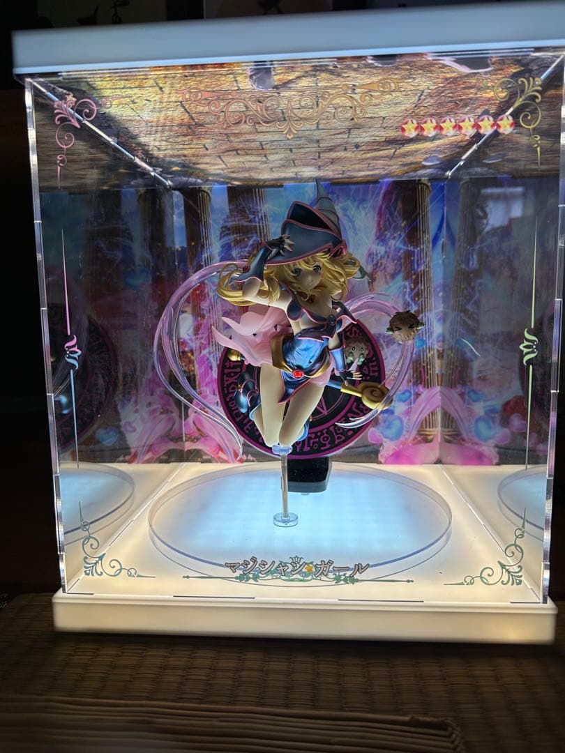 ブラックマジシャンガール　1/6フィギュア　専用ケース付き