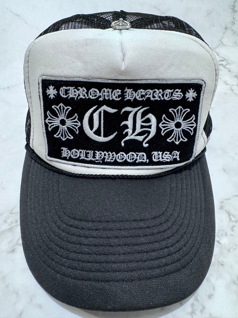 【超美品】CHROME HEARTS 刺繍トラッカーキャップ ブラック/ホワイト