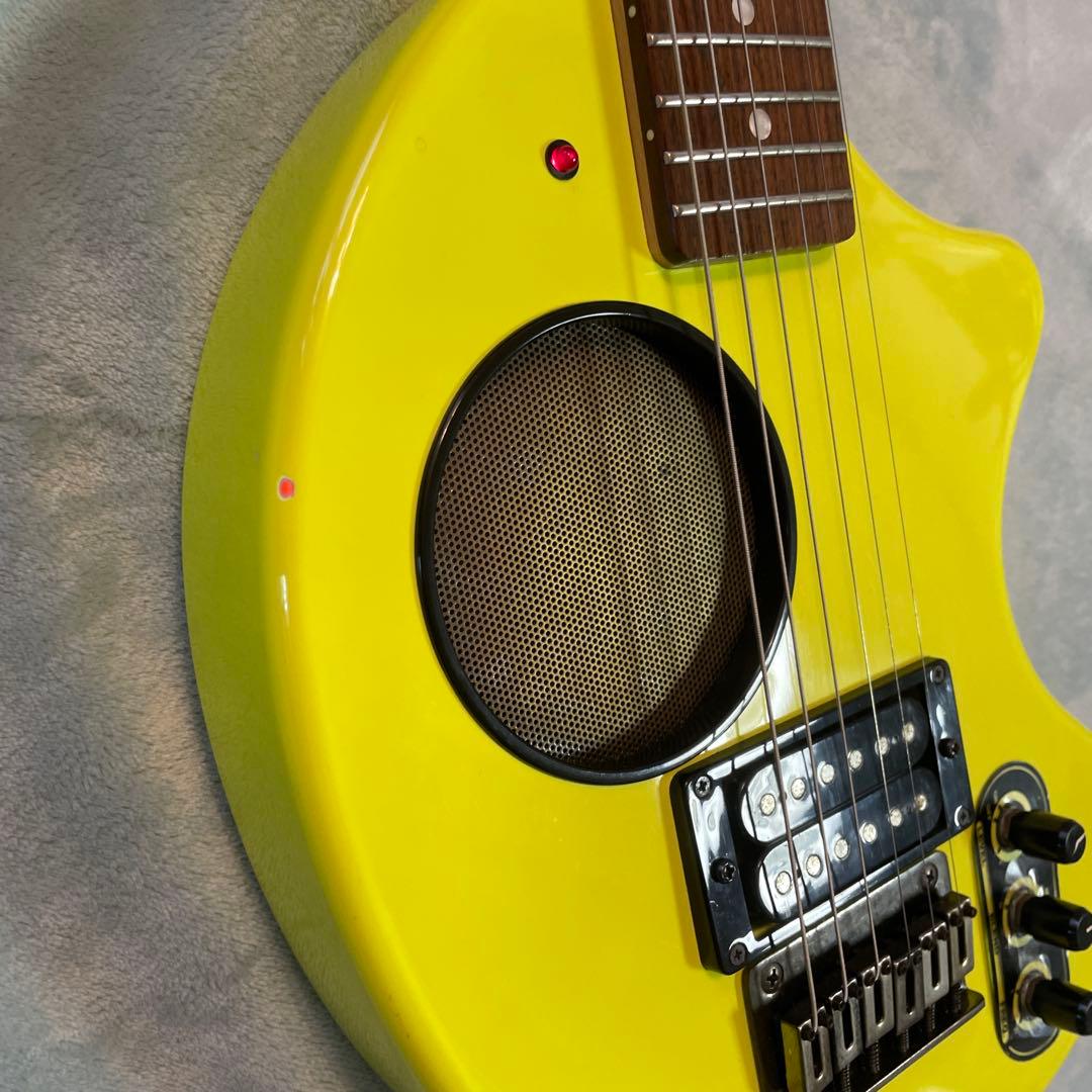 ZO-3 テルミン仕様（アンプ内蔵エレキギター）フェルナンデス - メルカリ
