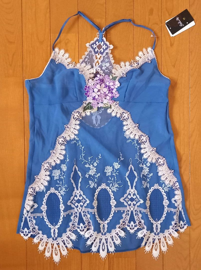 サルート salute モロッコ　49G キャミソール Ｍサイズ　BU 店舗限定