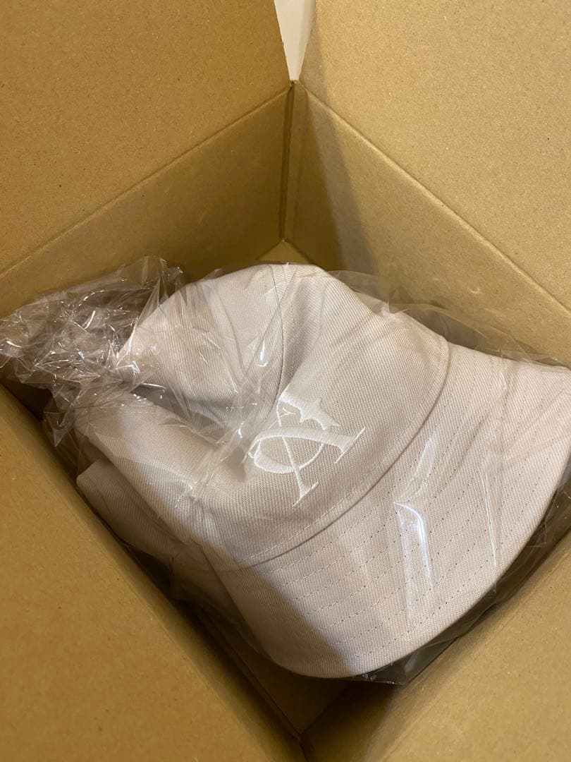 ミセスxスニダン ニューエラBUCKET01 MGA LOGO HAT ベージュ - メルカリ