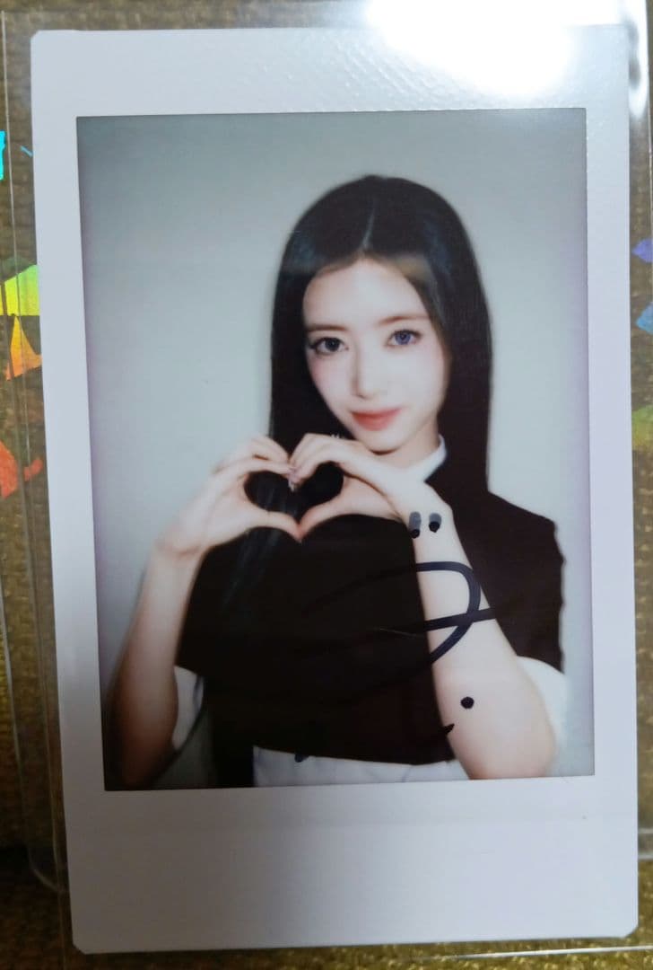 NiziU リマ 直筆サイン入りチェキ NiziU【リマ】サインチェキ - メルカリ