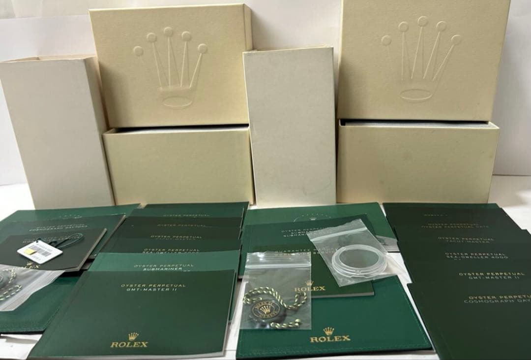 ロレックス純正デイトナ・サブマリーナデイトSサイズ BOX ２箱　付属品計32点