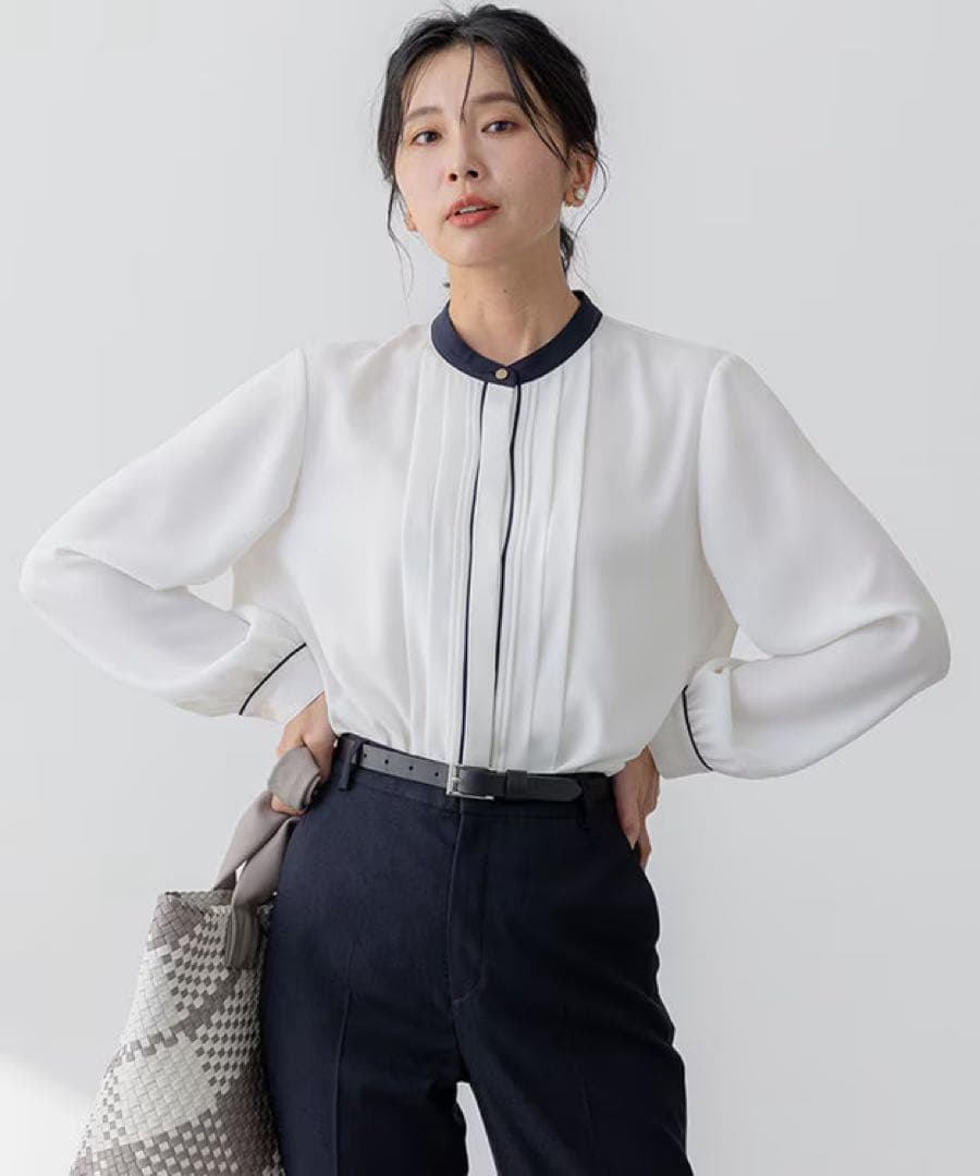 未使用吸水速乾/UVケア洗える23区ストレッチクリアサテン バイカラー ブラウス