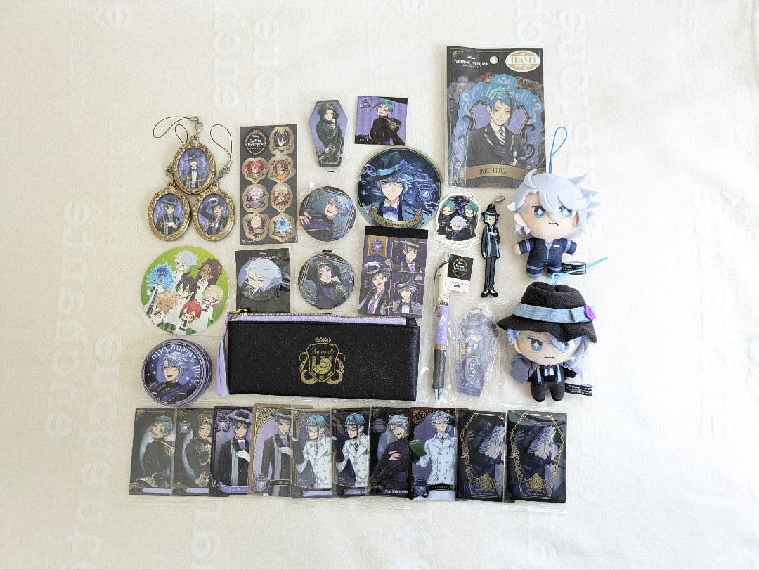 ツイステッドワンダーランド オクタヴィネル寮まとめ売り - メルカリ