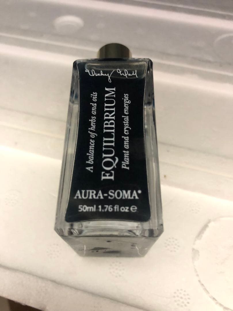 AURA-SOMA 50mlボトル 101本 スタンドセット - メルカリ
