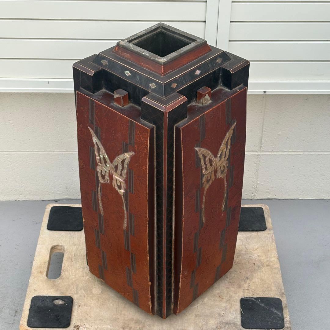 里帰り■江戸時代 蒔絵螺鈿花入 花鳥蒔絵螺鈿角徳利 - 京都国立博物館 館蔵品データベース