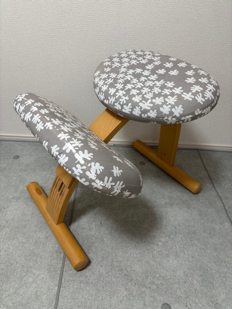 最終値下げ　リボ　RIBO バランスチェア　イージー　姿勢矯正椅子