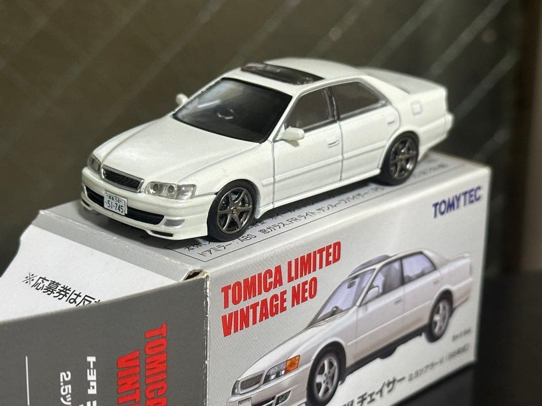 1/64 トミカリミテッドヴィンテージネオ トヨタ チェイサー カスタム