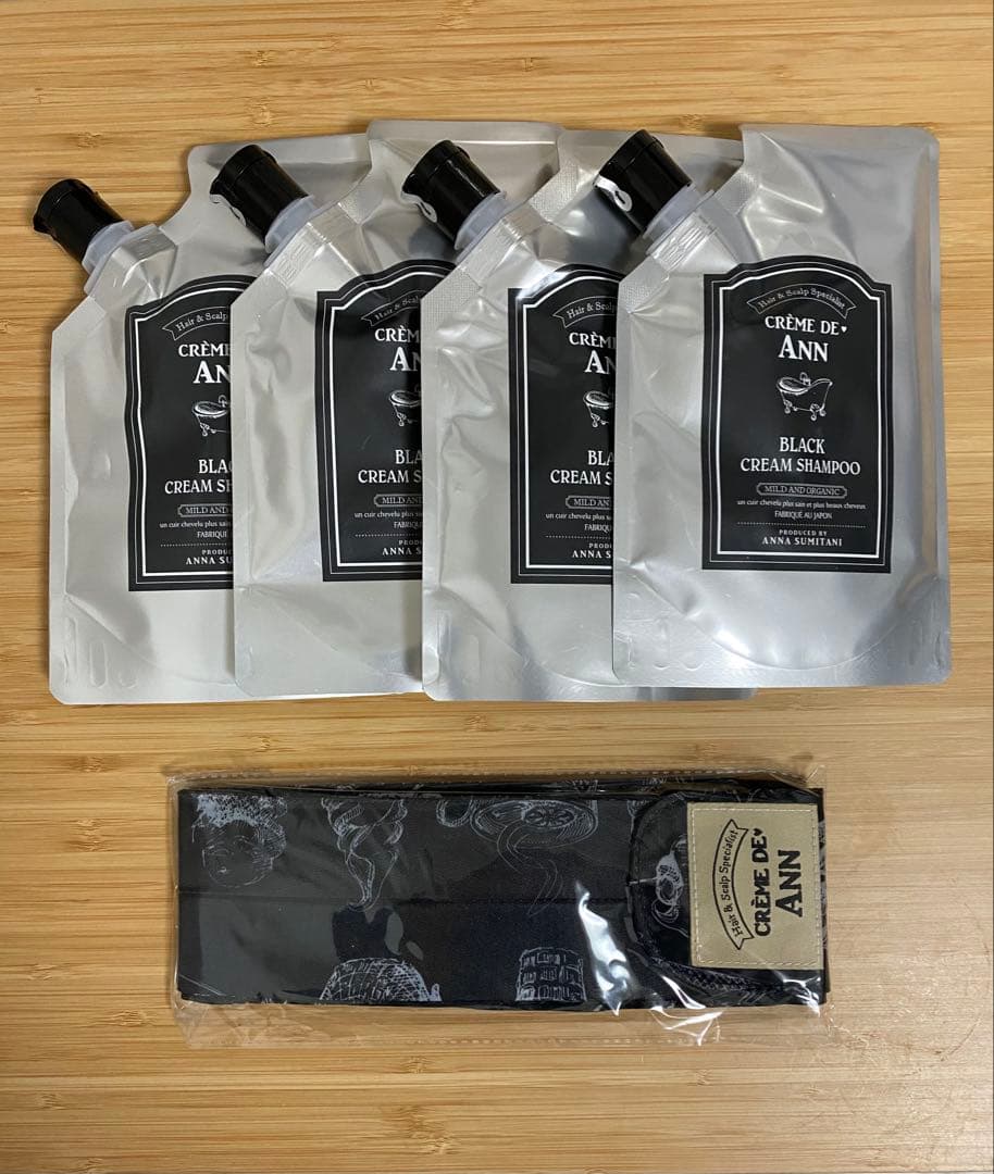 【新品】クレームドアン ブラッククリームシャンプー 300g×4 エコバッグ付き