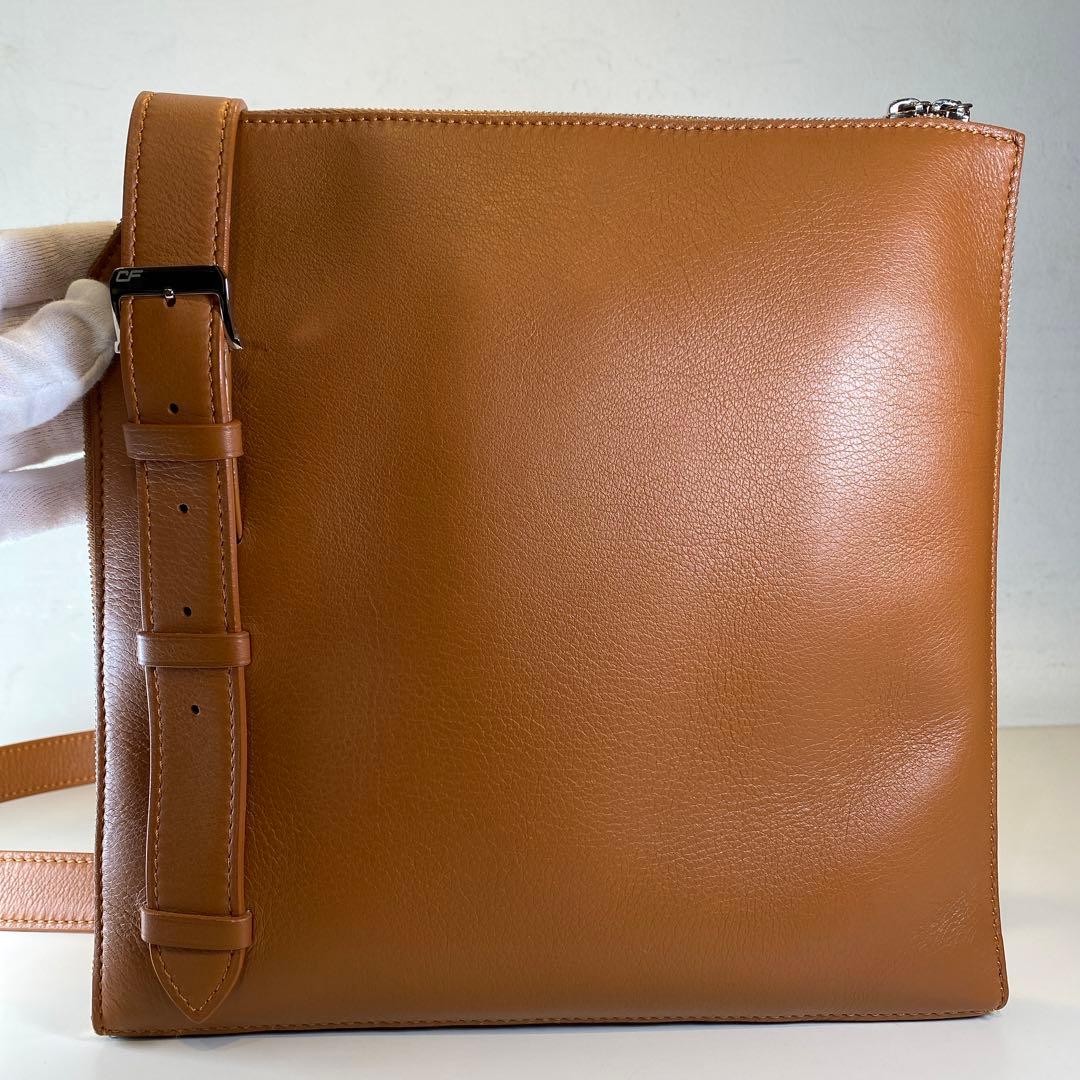 未使用】カミーユフォルネ 紳士用 レザーショルダーバッグ キャメル