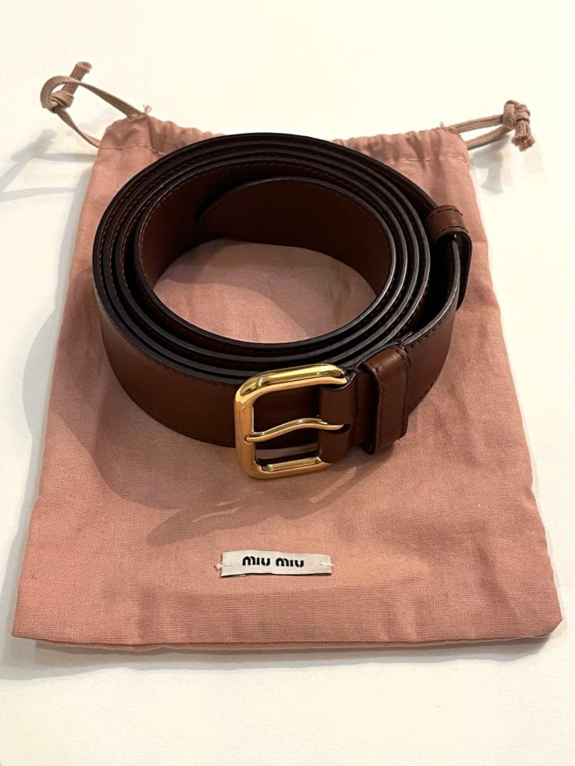 miu miu 完売モデル　ブラウンレザー ベルト　prada 男女兼用